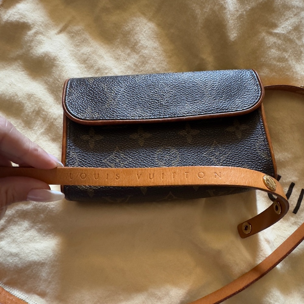 Louis Vuitton Monogram Pochette Florentine Bum Bag 25”-35” waist - Picture 11 of 12